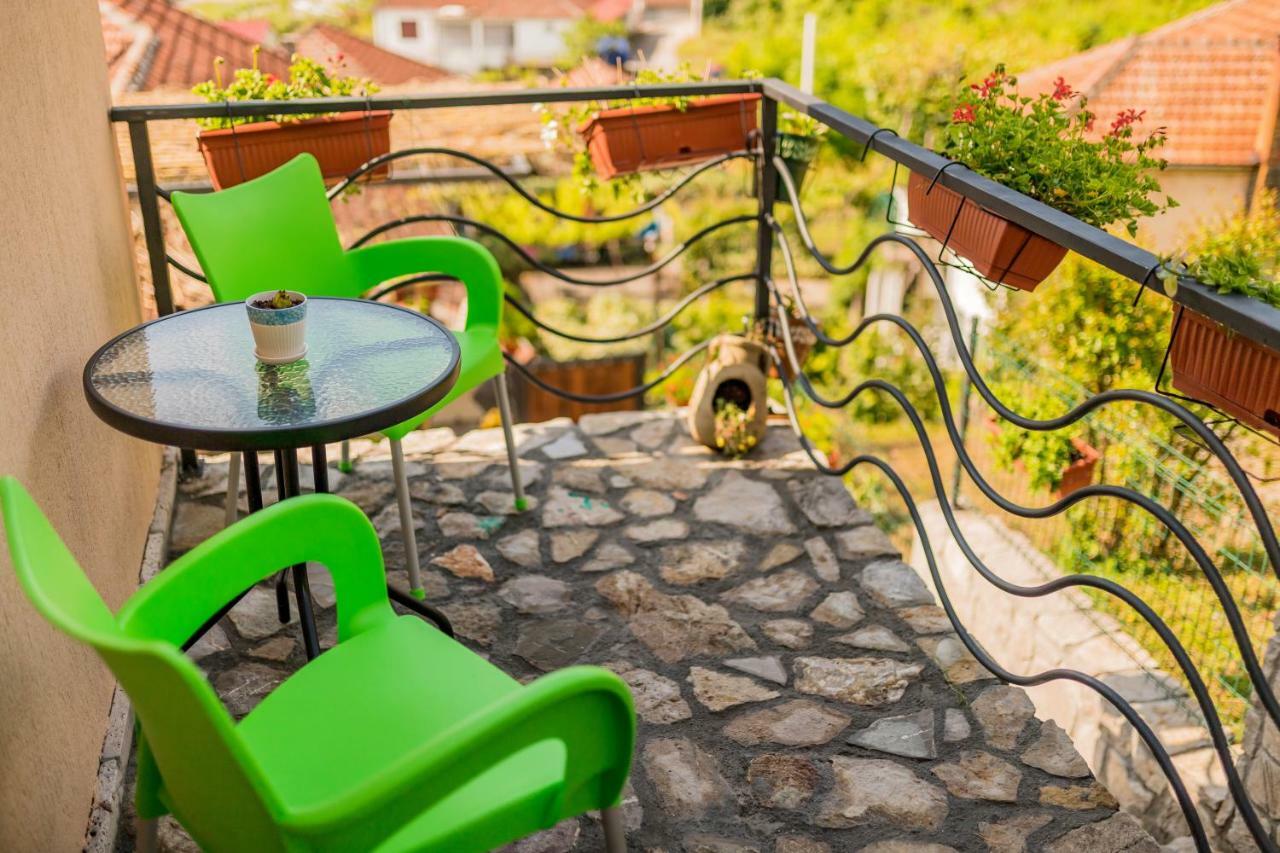 Guest House Luna Virpazar Exteriér fotografie