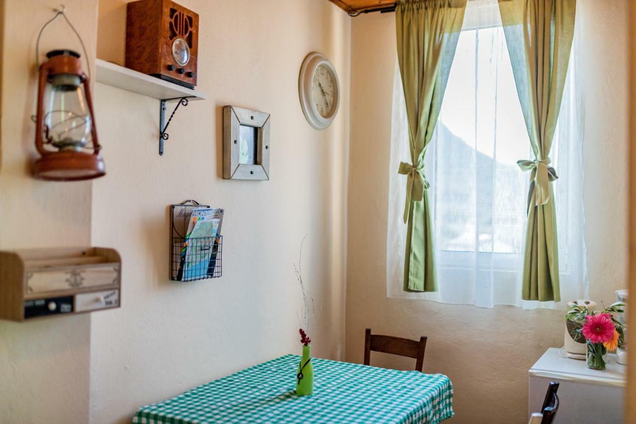 Guest House Luna Virpazar Exteriér fotografie
